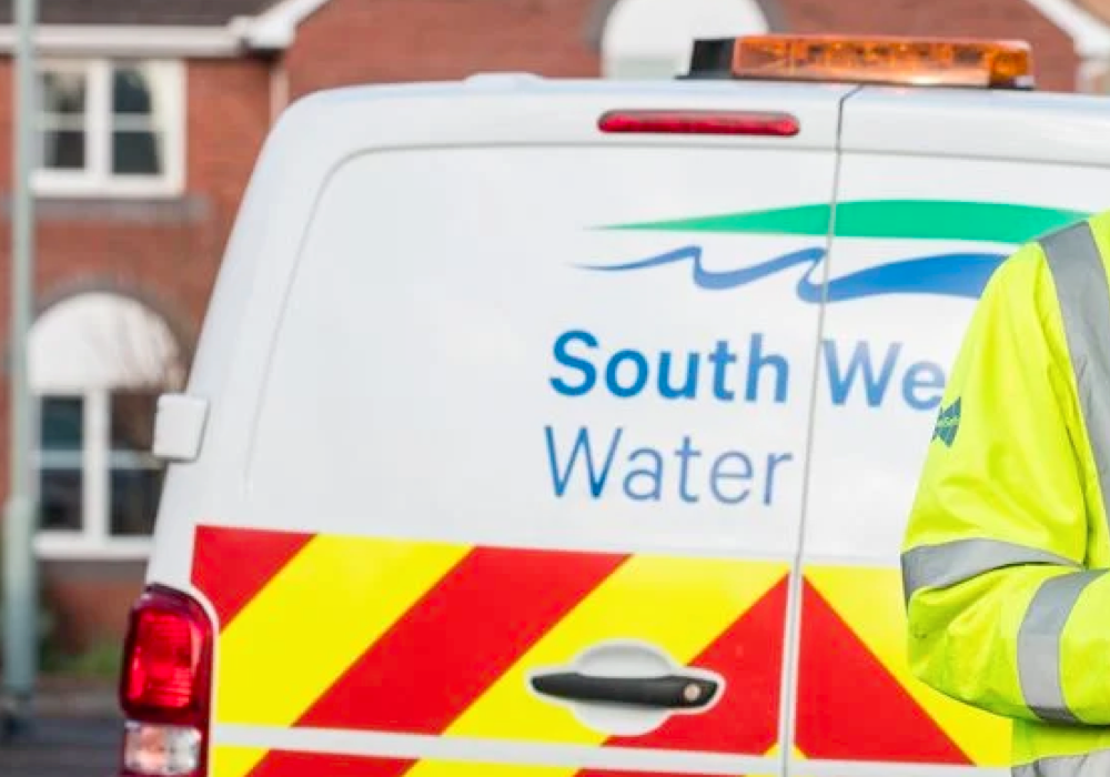 A348 Ringwood Road closed northbound at Bear Cross in Bournemouth