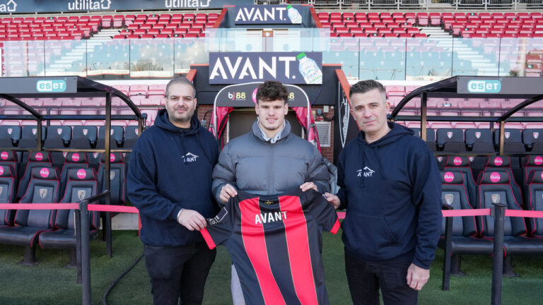 New signing Avant launches six-figure partnership with AFC Bournemouth to promote drinking water