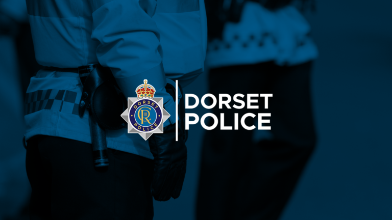 Poole cyclist seriously ill after lamp post crash