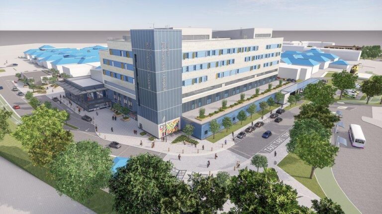 Hospital celebrates another landmark event as Emergency Department moves home