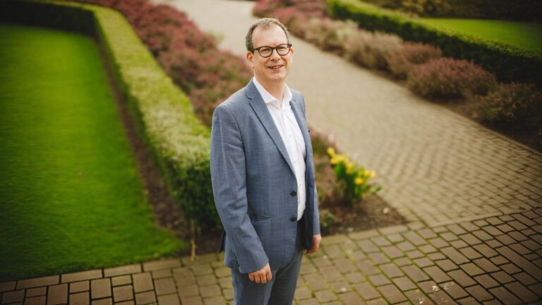 Sam Crowe named as interim Chief Executive at Dorset Council