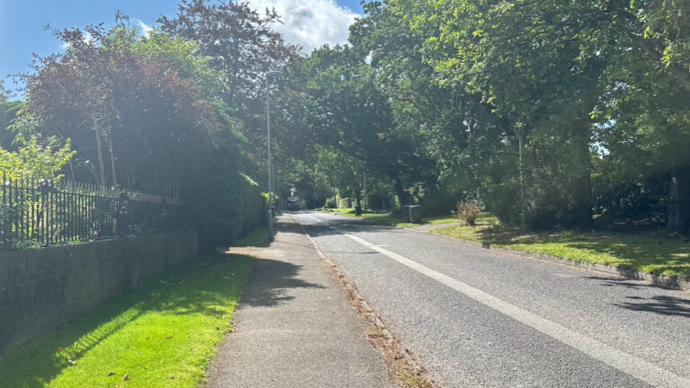 Golf Links Road closed both ways due to a fire