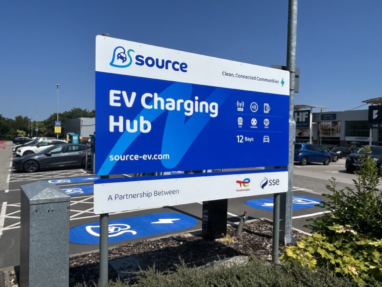 Poole gains new ultra-rapid electric 12 vehicle hub at retail park