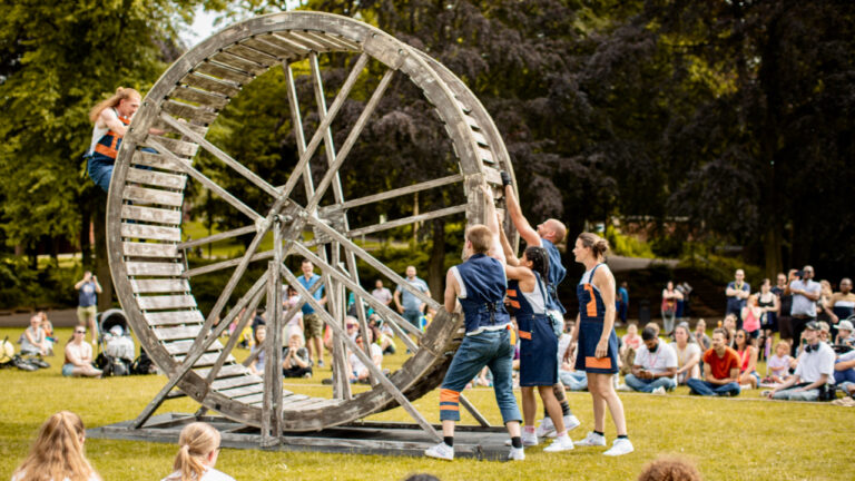 Giant spinning wheel and hip hop show announced for Bournemouth festival