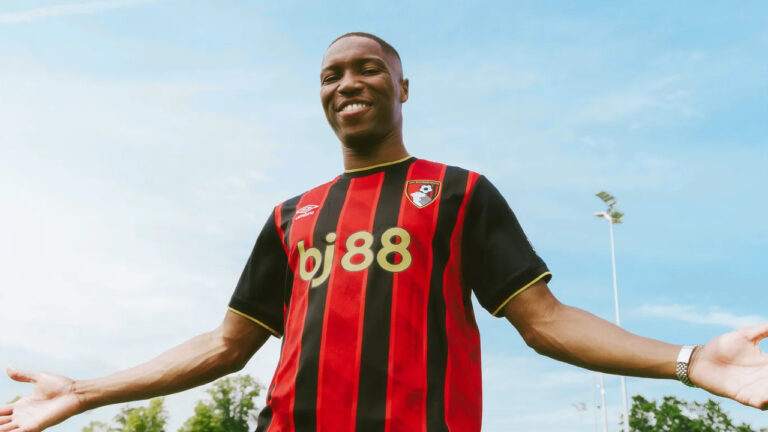 Bournemouth sign French defender Bafodé Diakité from Lille