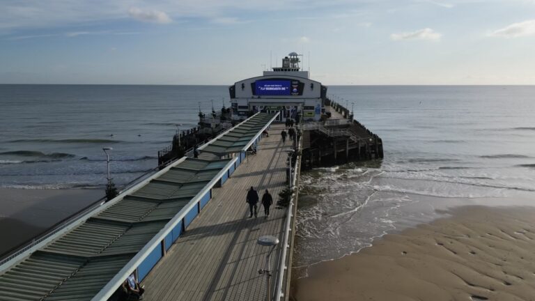 Prince William visits Bournemouth project