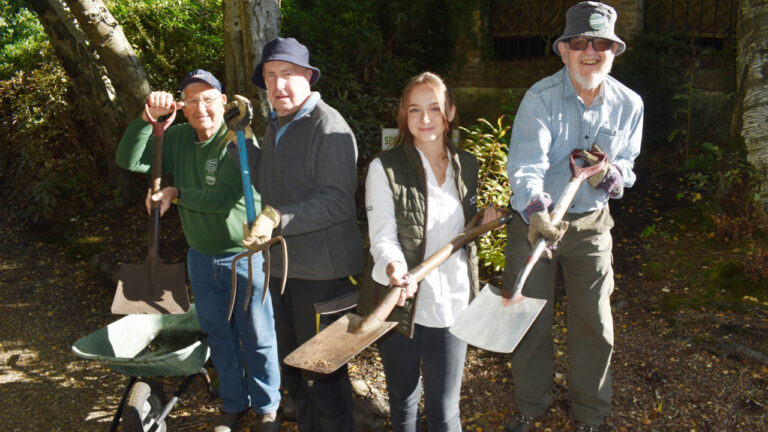 Volunteer gardeners boosted by compost donation
