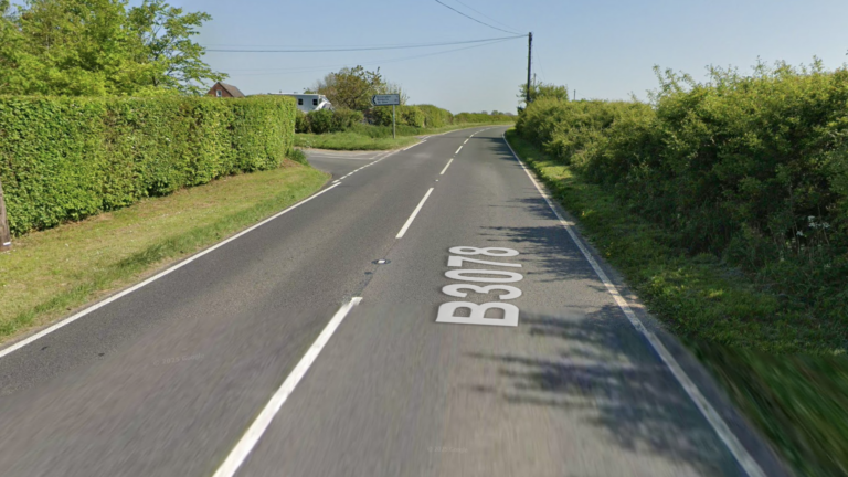 Two Poole drivers die in road collision
