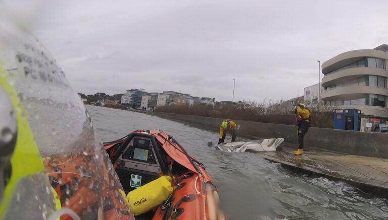 Deflated tender sparks lifeboat launch