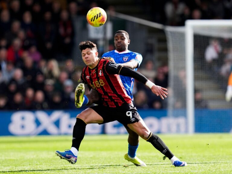 Cherries extend unbeaten run to eight