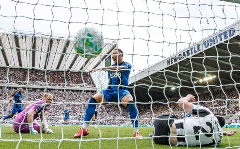 Bournemouth extend unbeaten run at Newcastle
