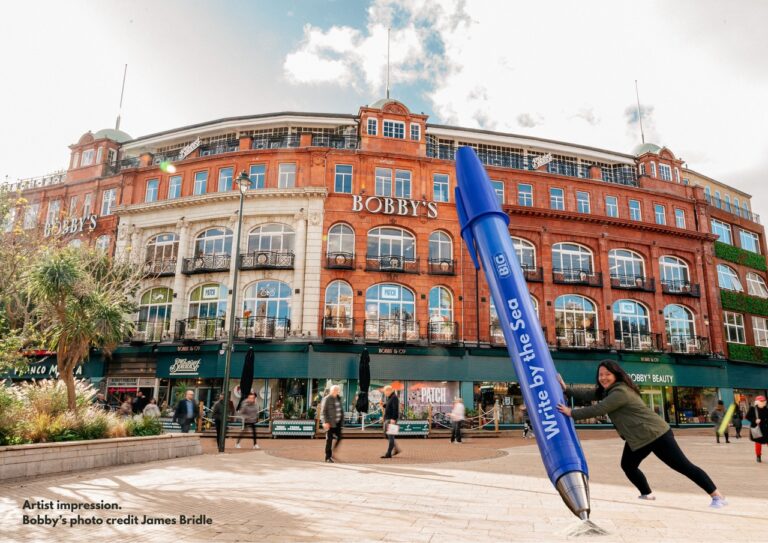 Council approves giant pen sculpture in Bournemouth