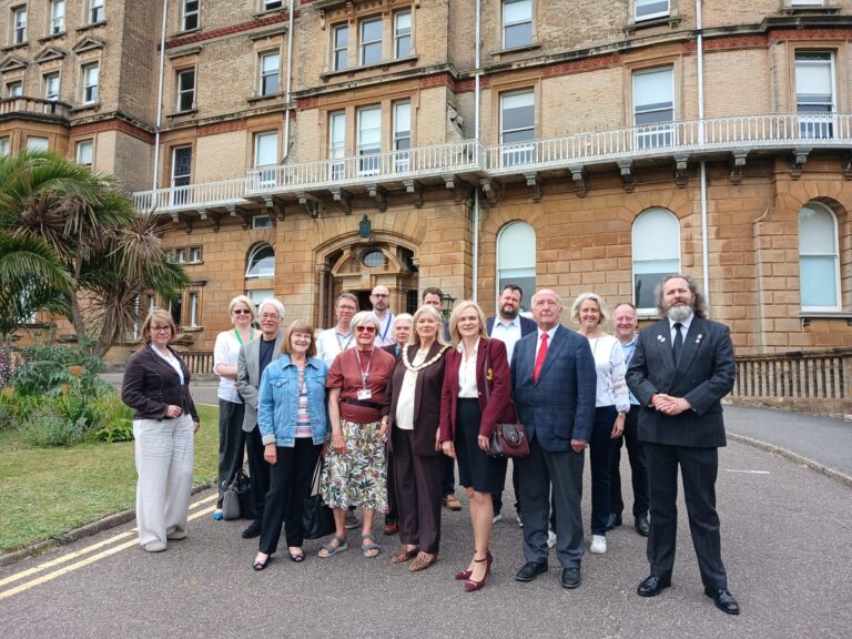 Council marks Jo Cox anniversary