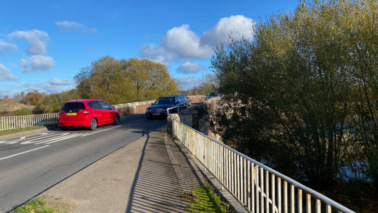 One-way Wimborne bridge trial to end early