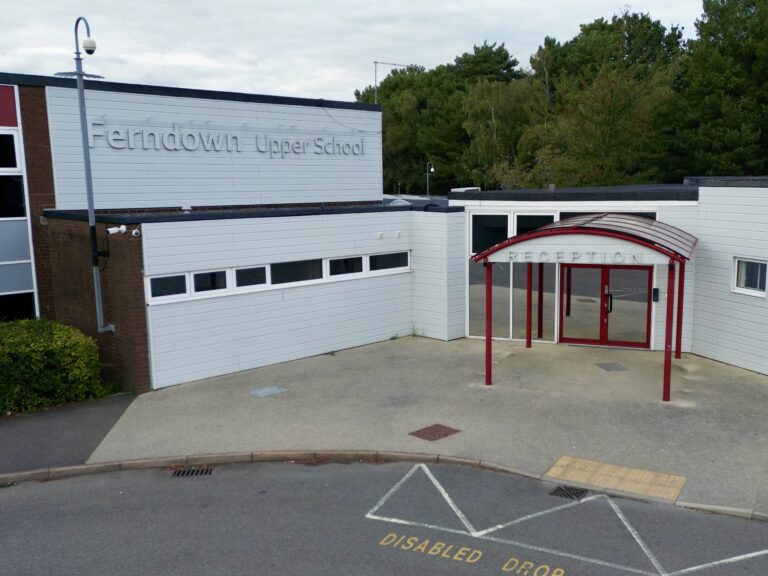 Students collected after school knife rumours