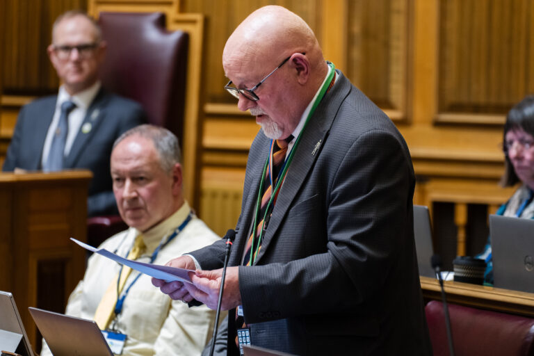 Dorset councillor announces Cabinet exit