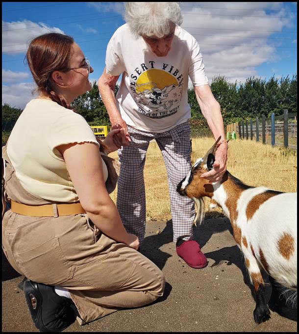 Fernhill residents lend a hand at farm