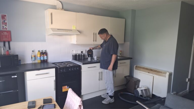 £10,000 grant supports homeless people